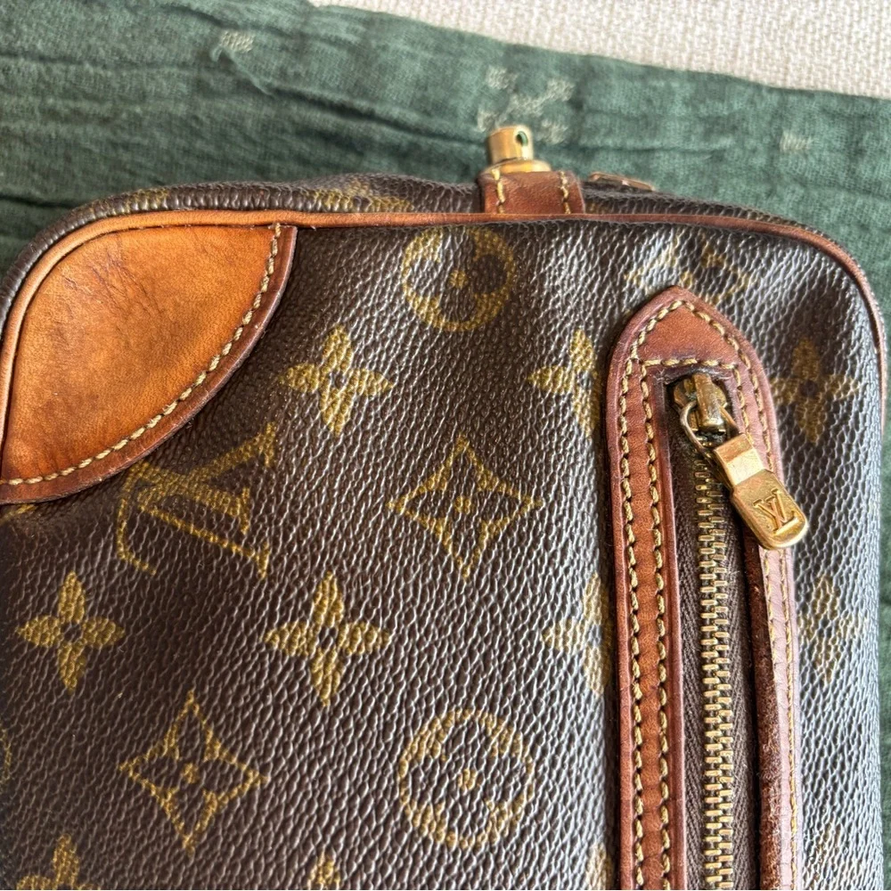 Louis Vuitton Monogram Canvas Toiletry Pouch with Tan Leather Trim - Picture 5 of 16